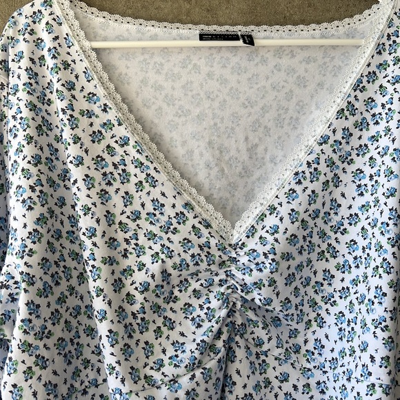 ASOS Curve Floral Top - Picture 3 of 4